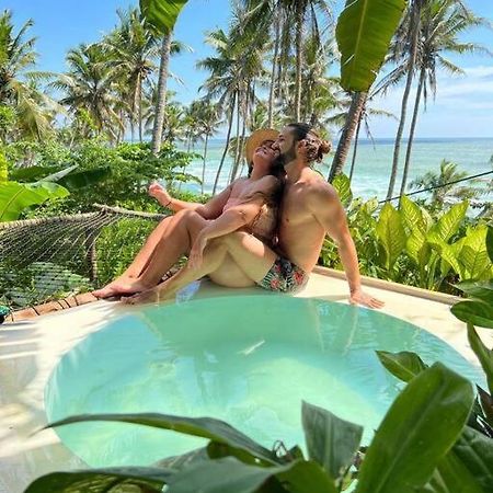 Ts2W See More Beach Treehouse Matara Bagian luar foto