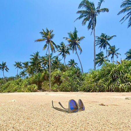 Ts2W See More Beach Treehouse Matara Bagian luar foto