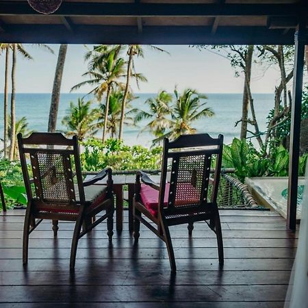 Ts2W See More Beach Treehouse Matara Bagian luar foto