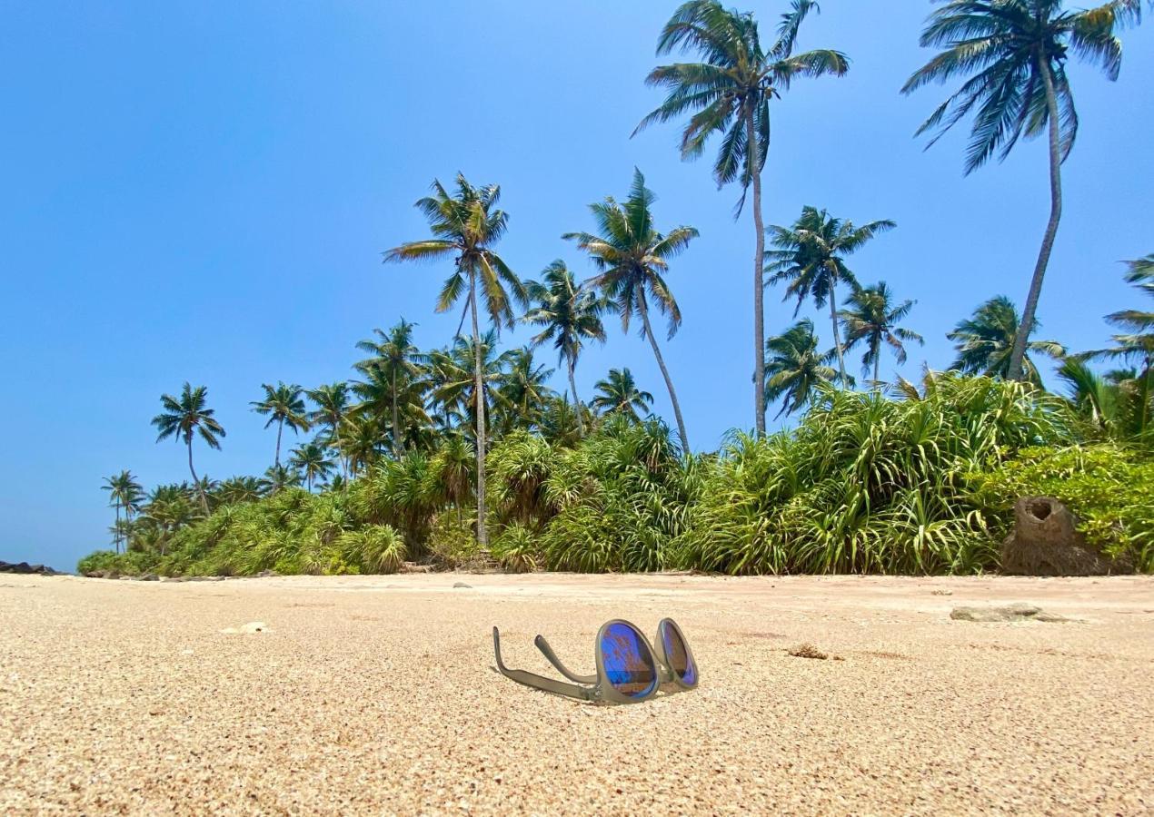 Ts2W See More Beach Treehouse Matara Bagian luar foto